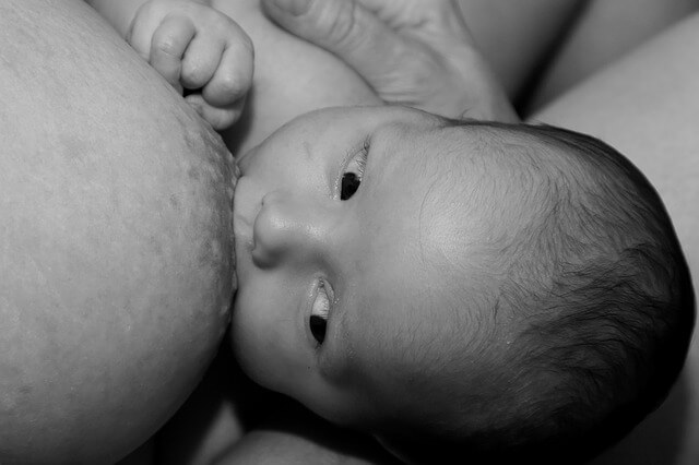 Θηλασμός, Δικαίωμα κάθε Νεογέννητου